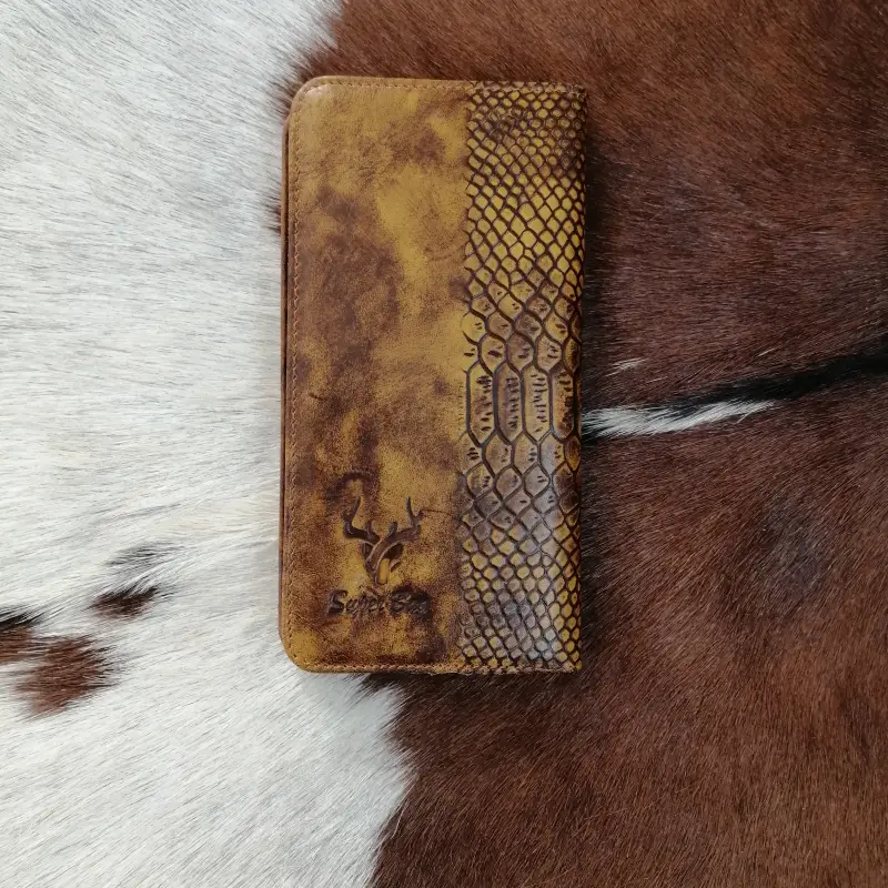 کیف پول کتی طرح پوست ماری