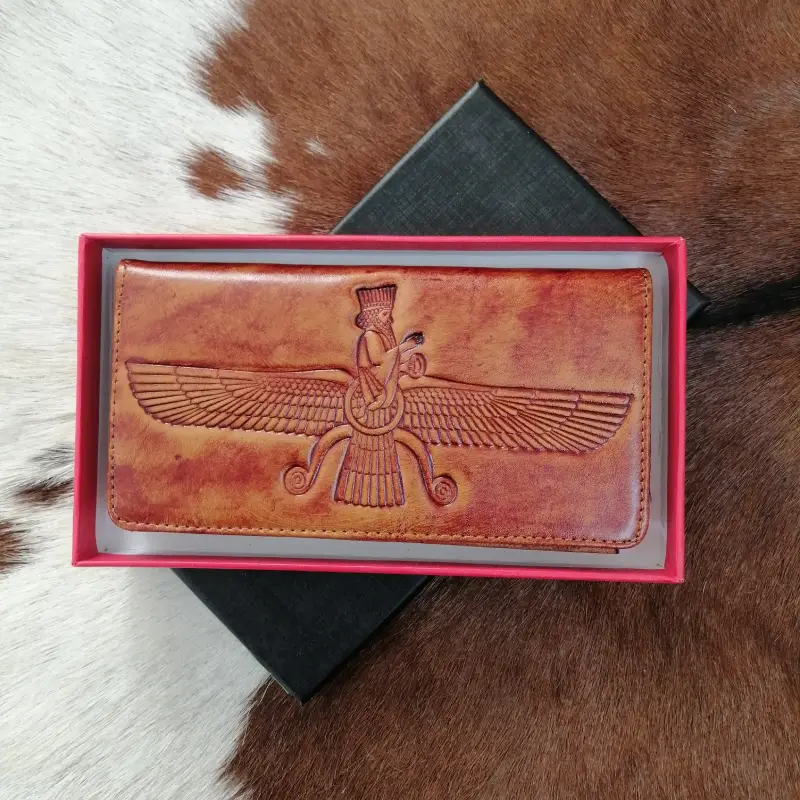 کیف پول کتی چرم گاوی طرح فروهر